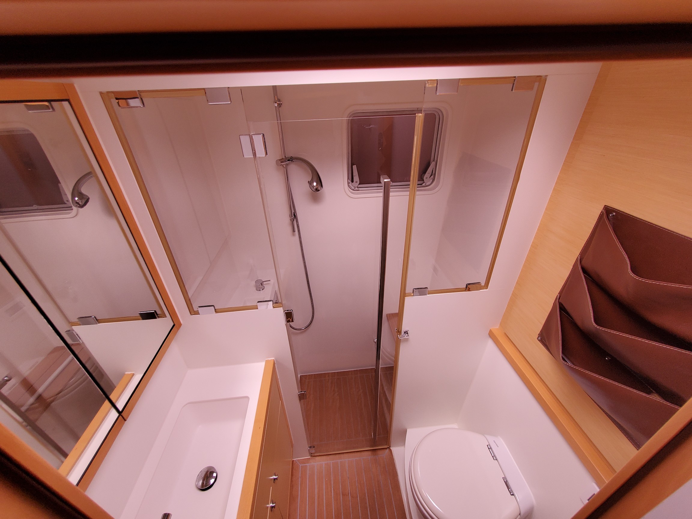 Used Sail Catamaran for Sale 2013 Lagoon 620  Layout & Accommodations